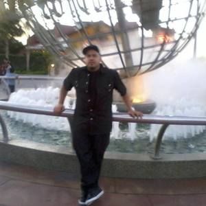 Meet your Posher, Manuel